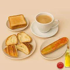 Café con tostadas en Un Toque Gallego